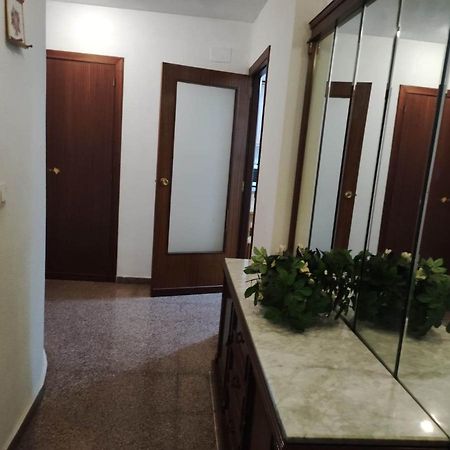 10-46-1- Комната В Квартире Для 4 Человек В Аликанте อาลิกันเต ภายนอก รูปภาพ